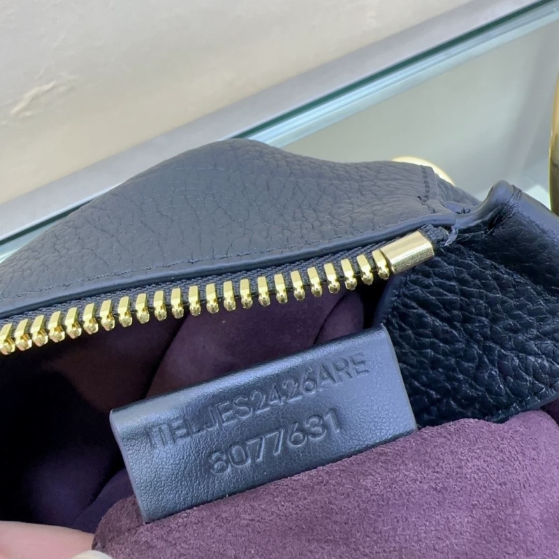 Bv*b*rry satchel bags